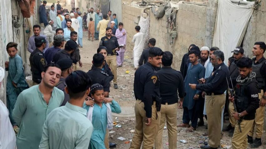 Pakistan Detains 121 Afghans in Lahore Immigration Crackdown - 3